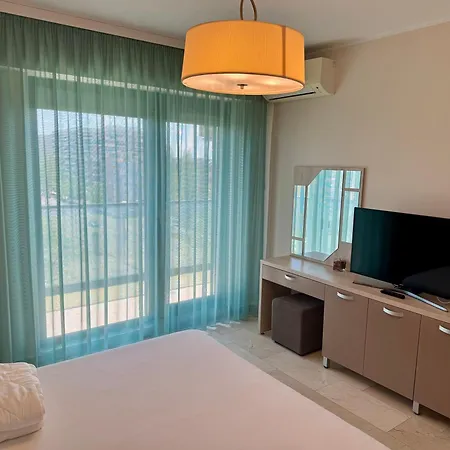 Sophia 3 Luxury Apartments Mamaia Zimmer foto