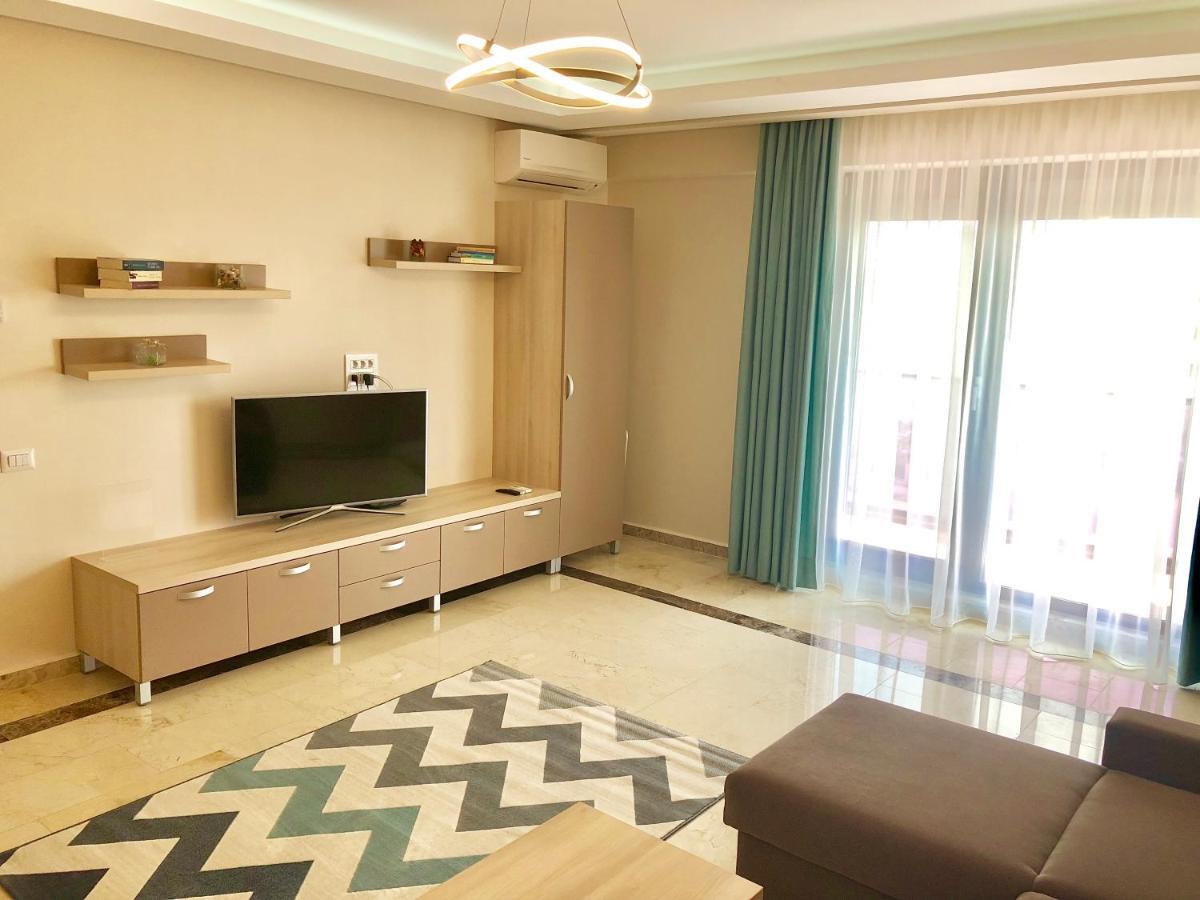 Sophia 3 Luxury *
